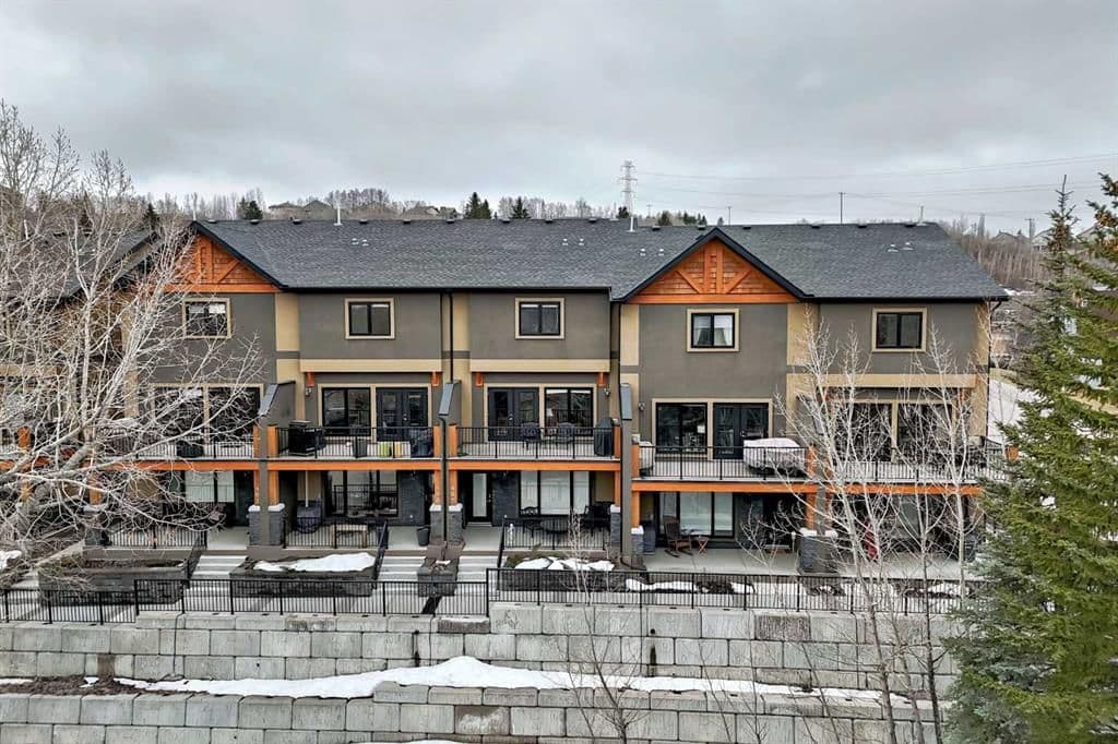 Sold property in Valley Ridge