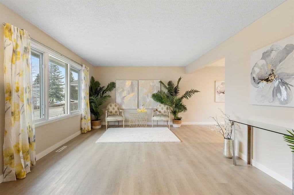 Sold property in Varsity