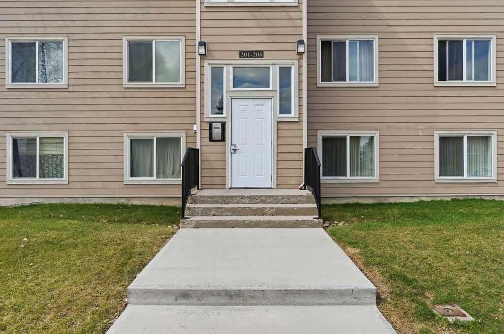 Sold property in Acadia