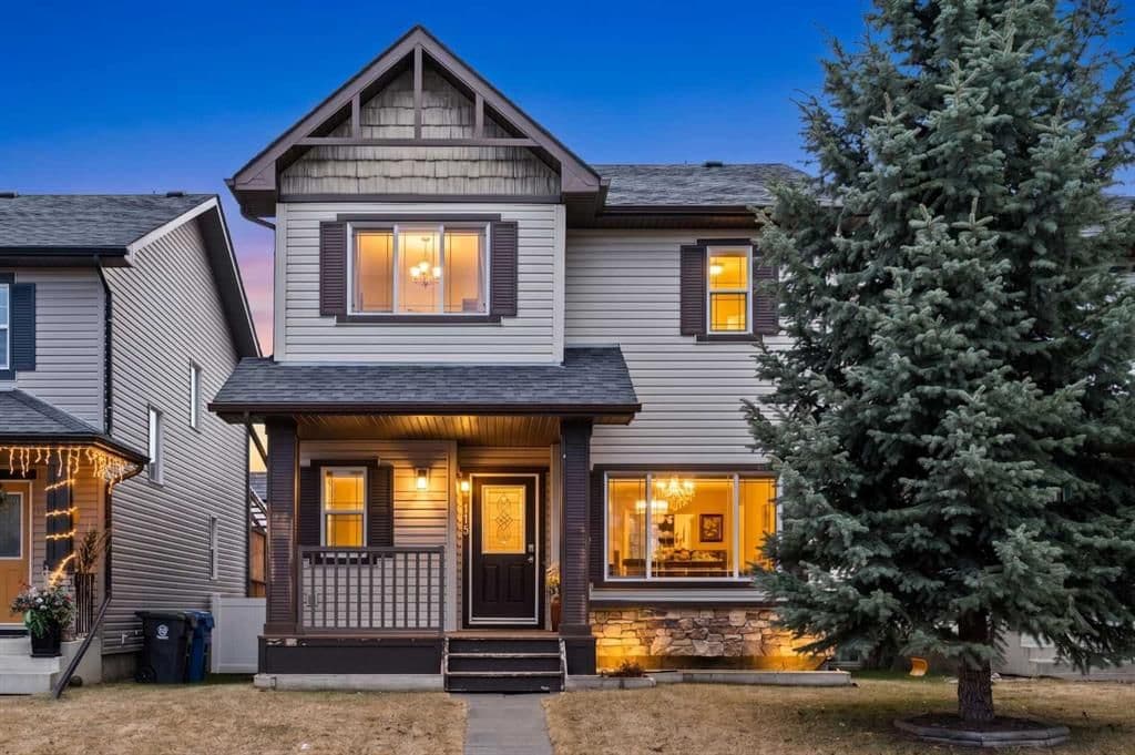 Sold property in Drake Landing