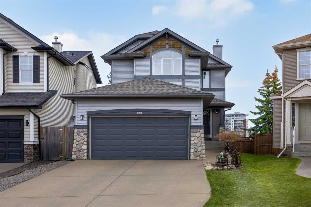 Sold property in Cougar Ridge