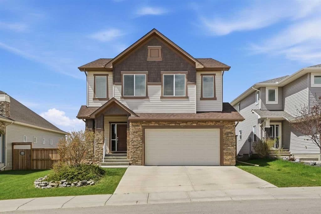 Sold property in Drake Landing