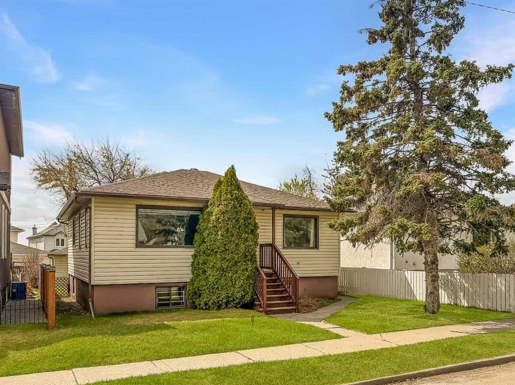 Sold property in Renfrew