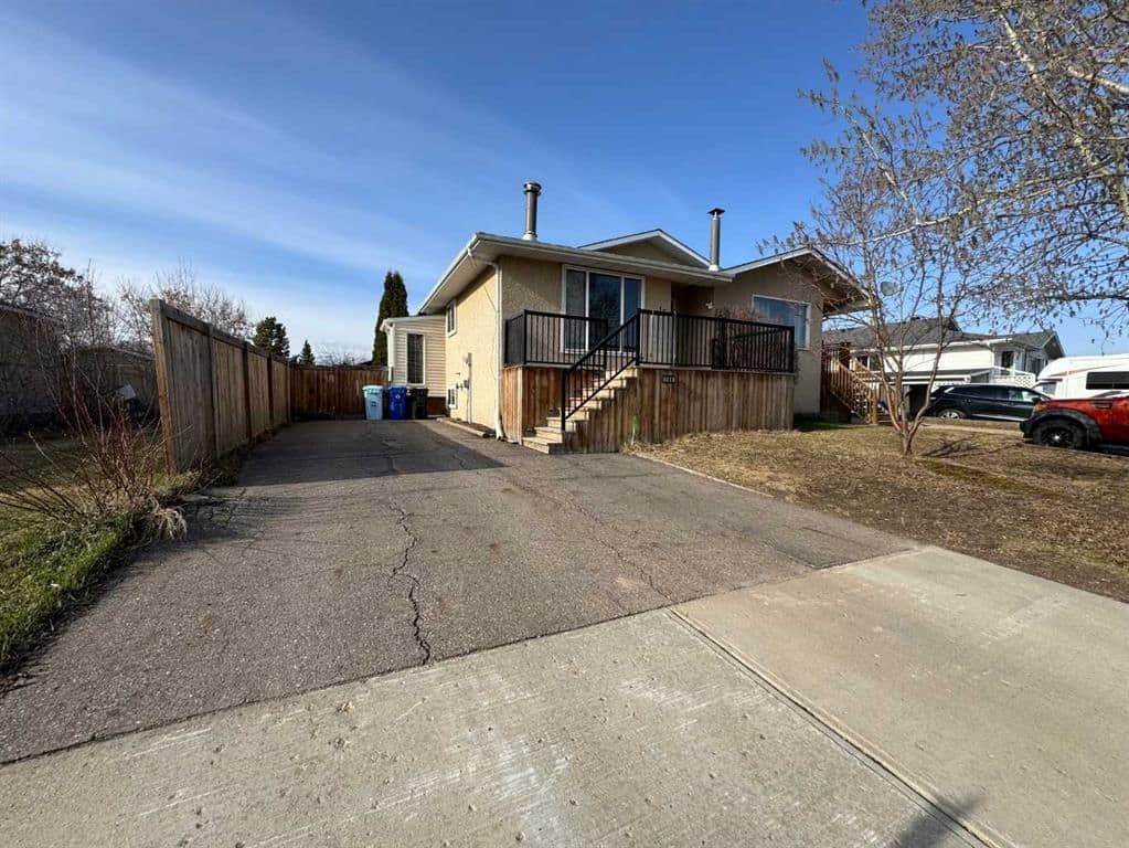 Sold property in Thickwood