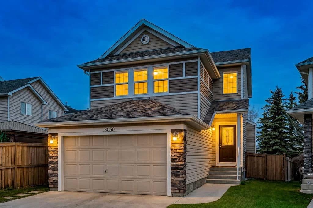 Sold property in Cougar Ridge