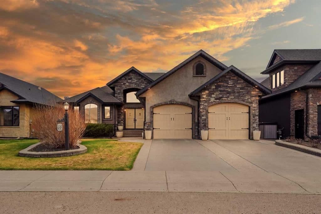 Sold property in Oriole Park West