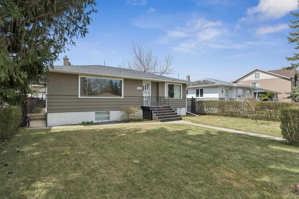 Sold property in Renfrew