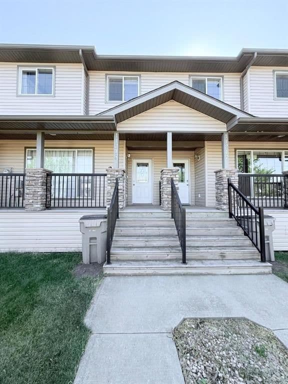 Sold property in Pinnacle Ridge