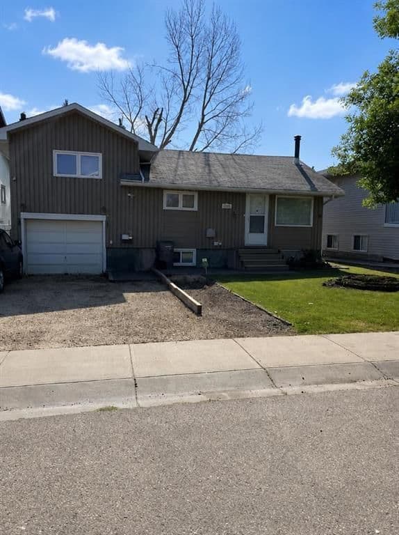 Sold property in Hillside