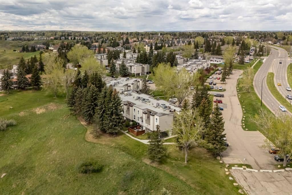 Sold property in Canyon Meadows