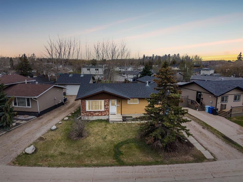 Sold property in Thickwood