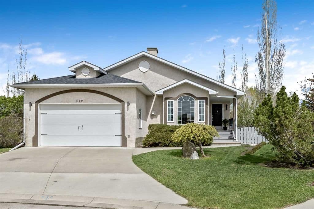 Sold property in High River Golf Course