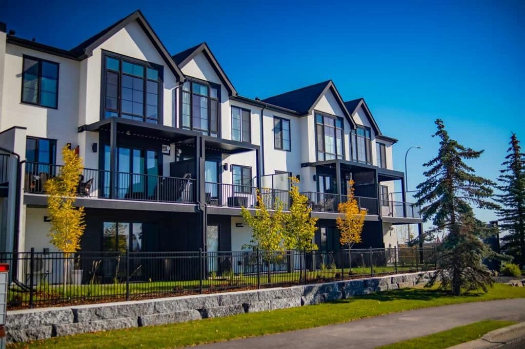 Sold property in Aspen Woods