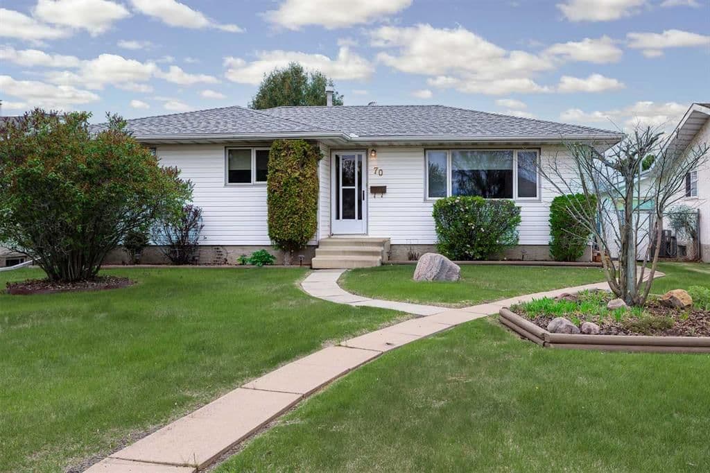 Sold property in Corinthia Park