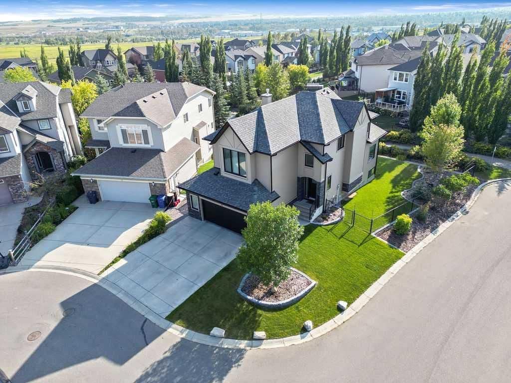 Sold property in Drake Landing