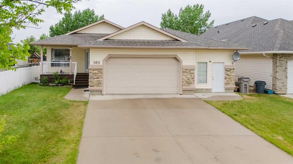 Sold property in Pinnacle Ridge