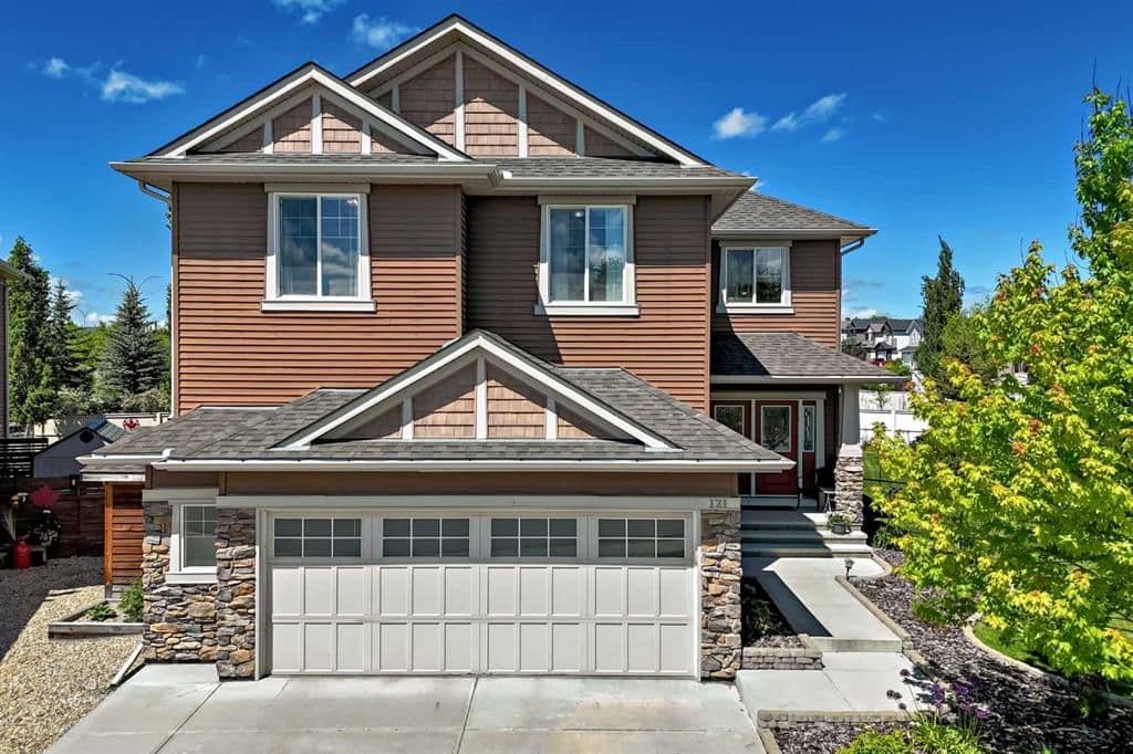 Sold property in Drake Landing