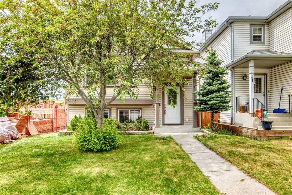 Sold property in Coventry Hills