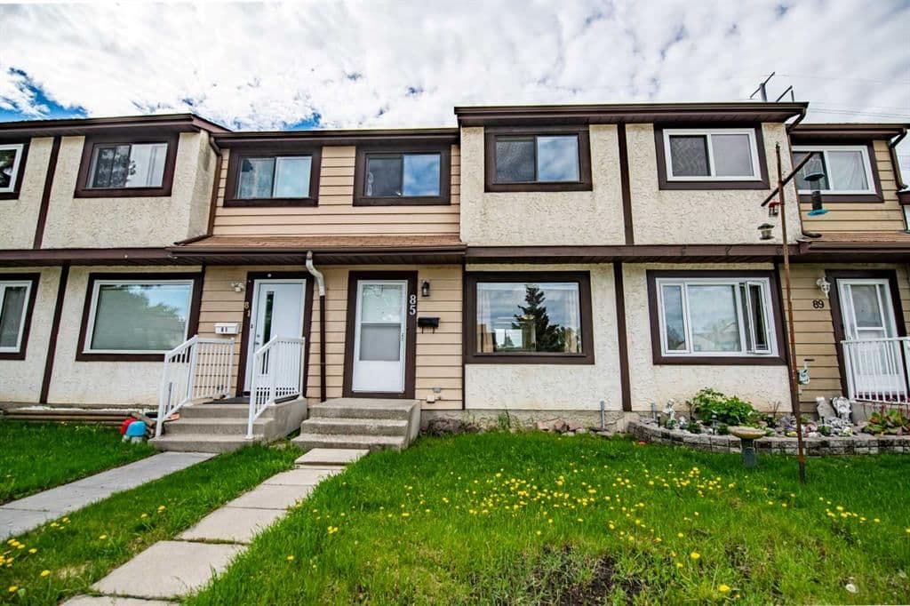 Sold property in Bower