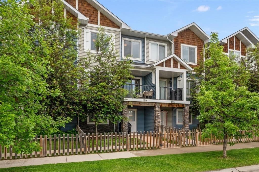Sold property in Ravenswood