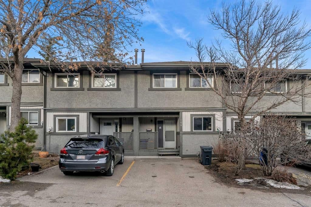Sold property in Coach Hill