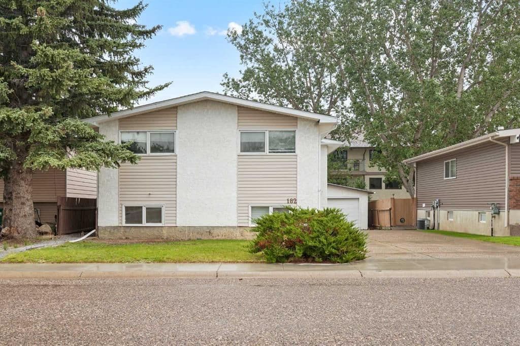 Sold property in Varsity Village