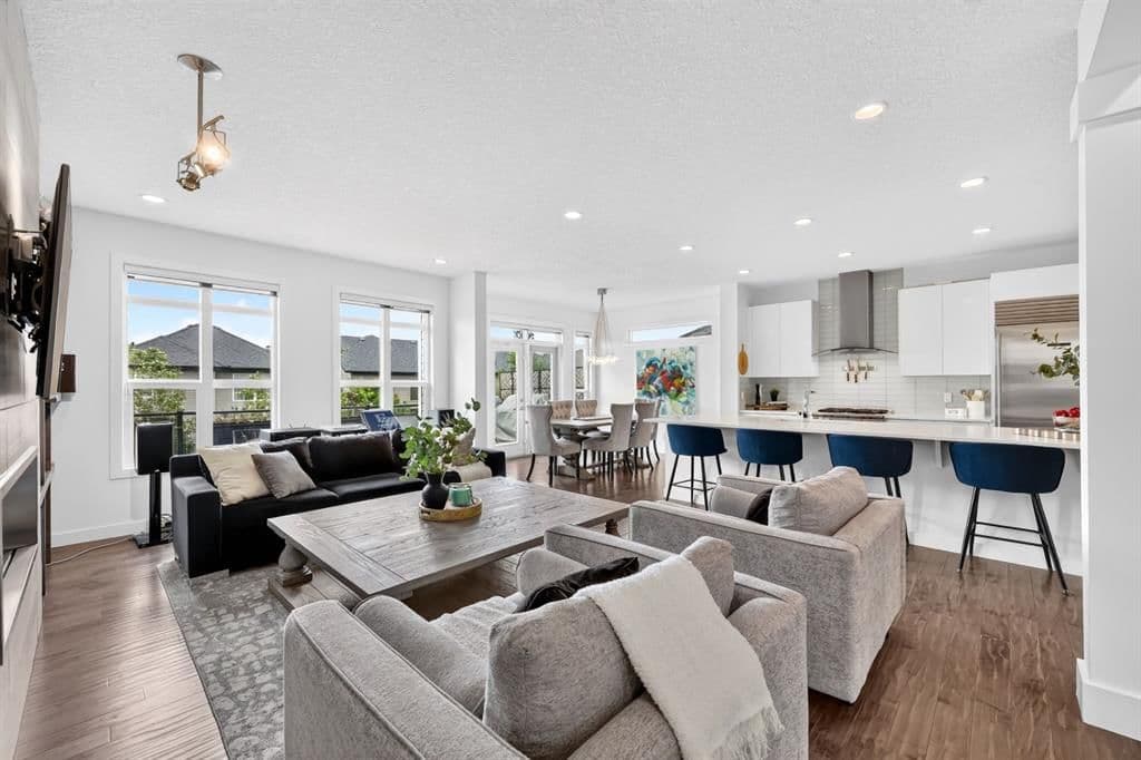Sold property in Springbank Hill