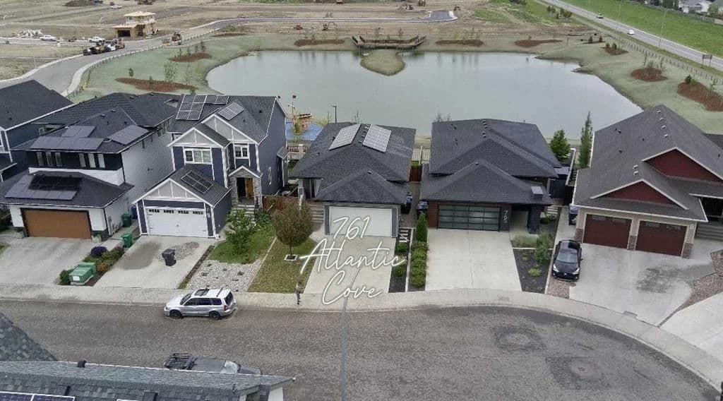 Sold property in The Crossings