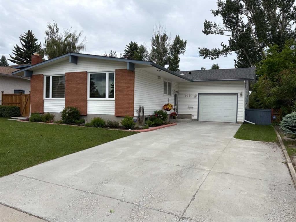 Sold property in Canyon Meadows