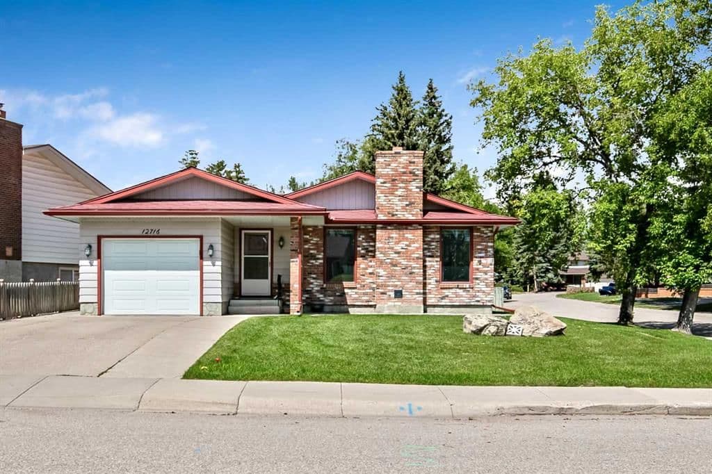 Sold property in Canyon Meadows