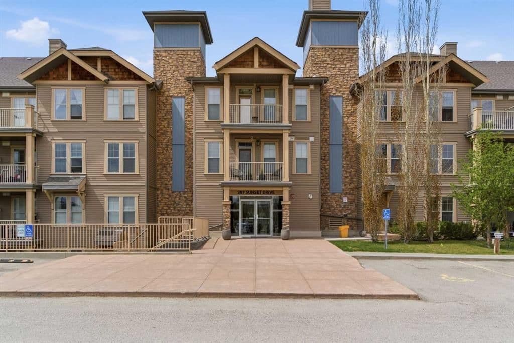 Sold property in Sunset Ridge