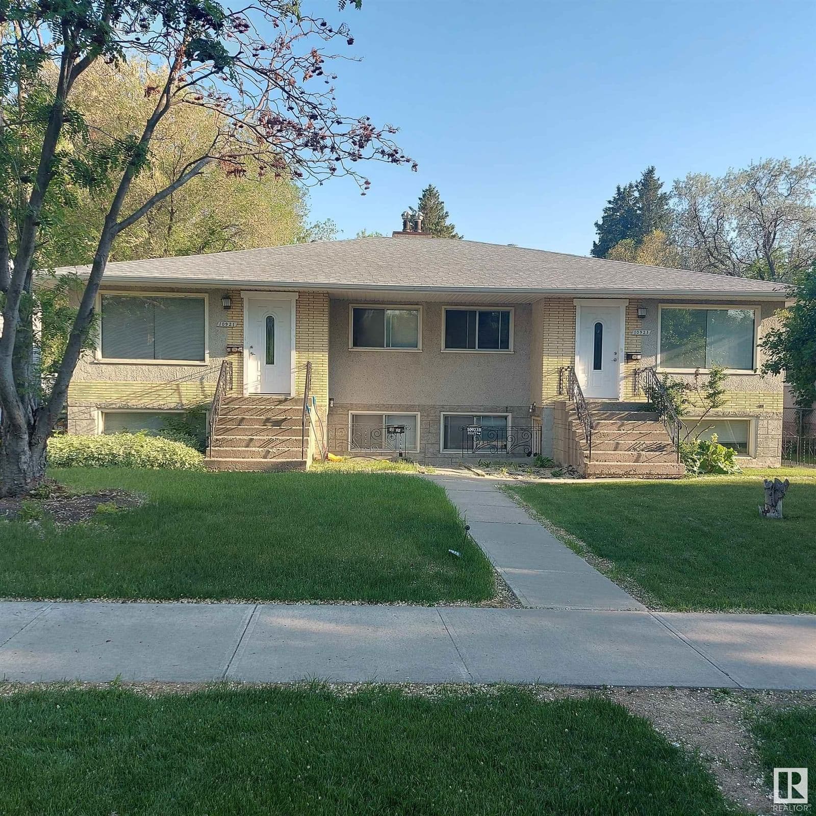 10921 - 10923 68 Avenue Edmonton