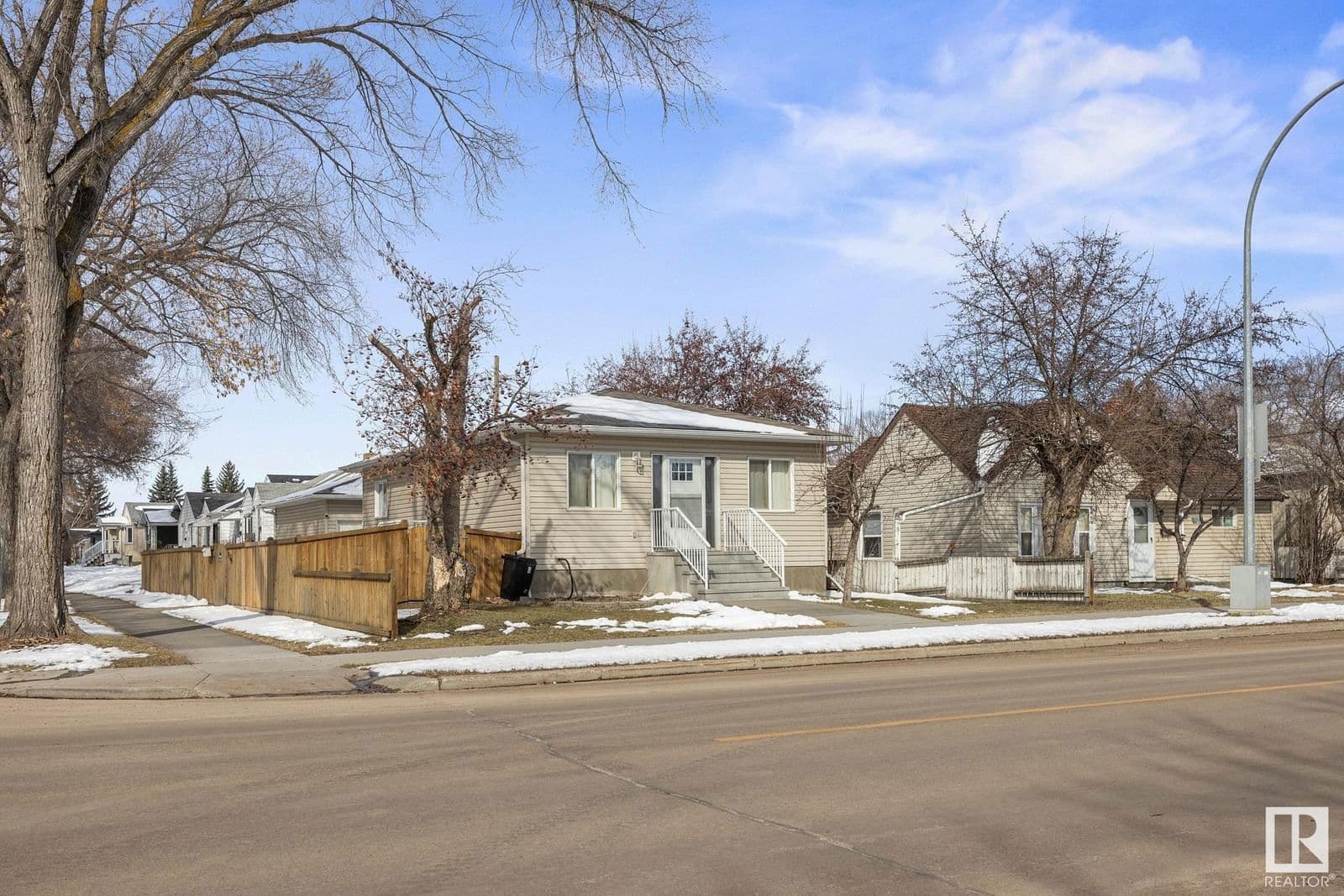 9530 122 Avenue Edmonton