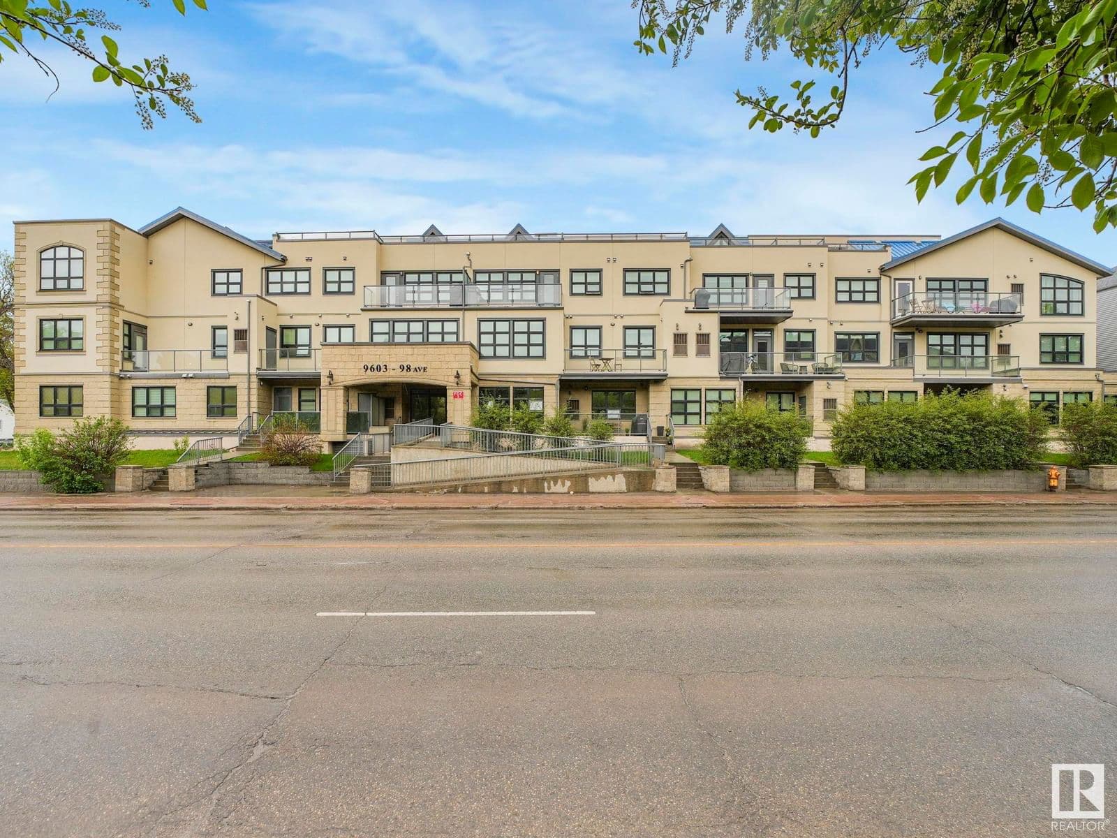 304 9603 98 Avenue Edmonton