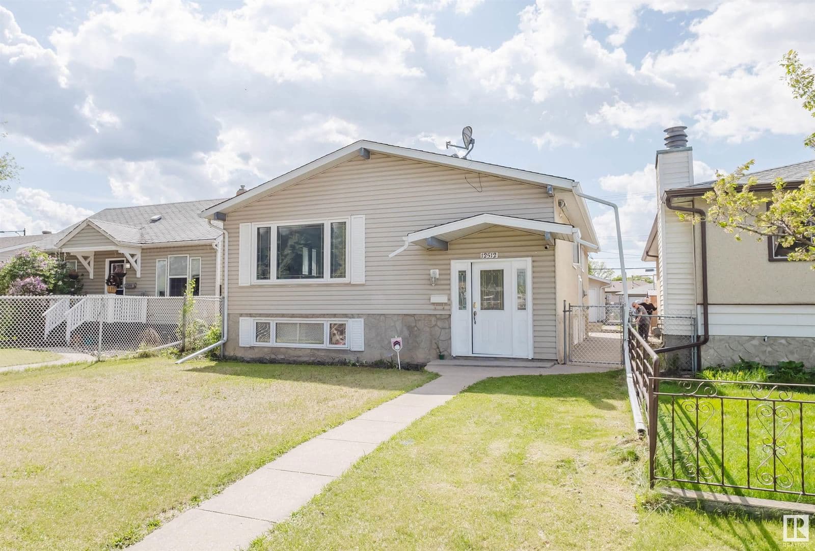 12512 79 Street Edmonton