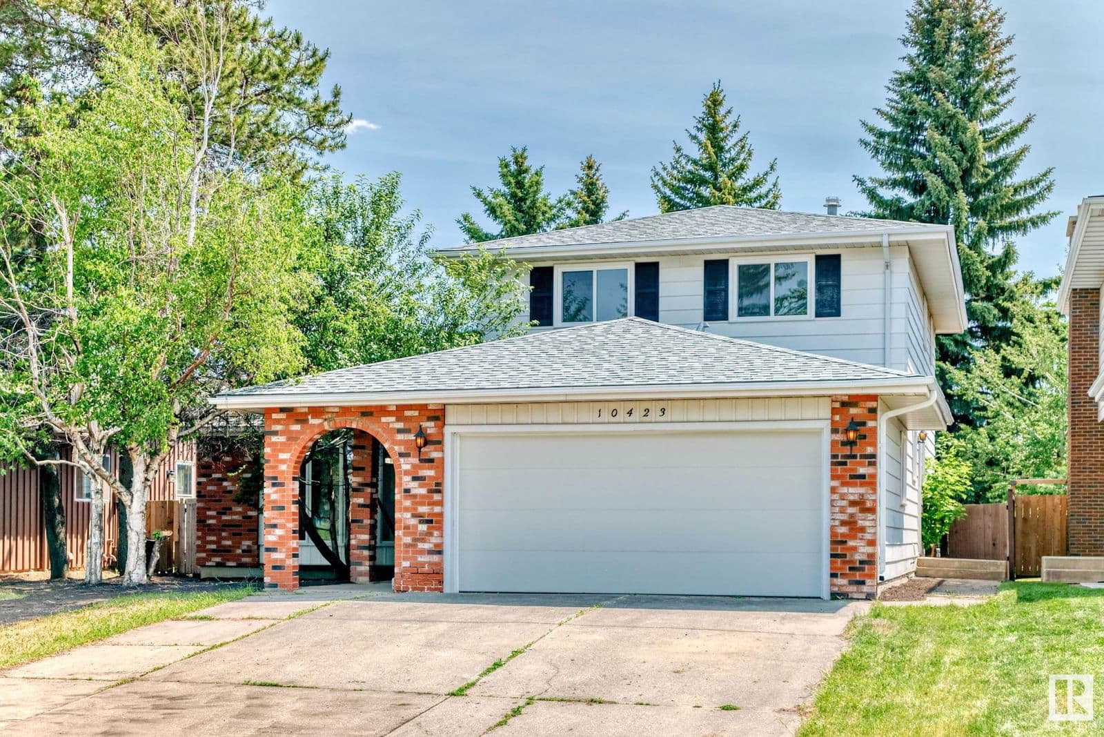 10423 35 Avenue Edmonton