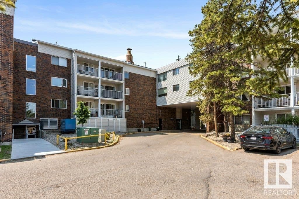 132 4404 122 Street Edmonton