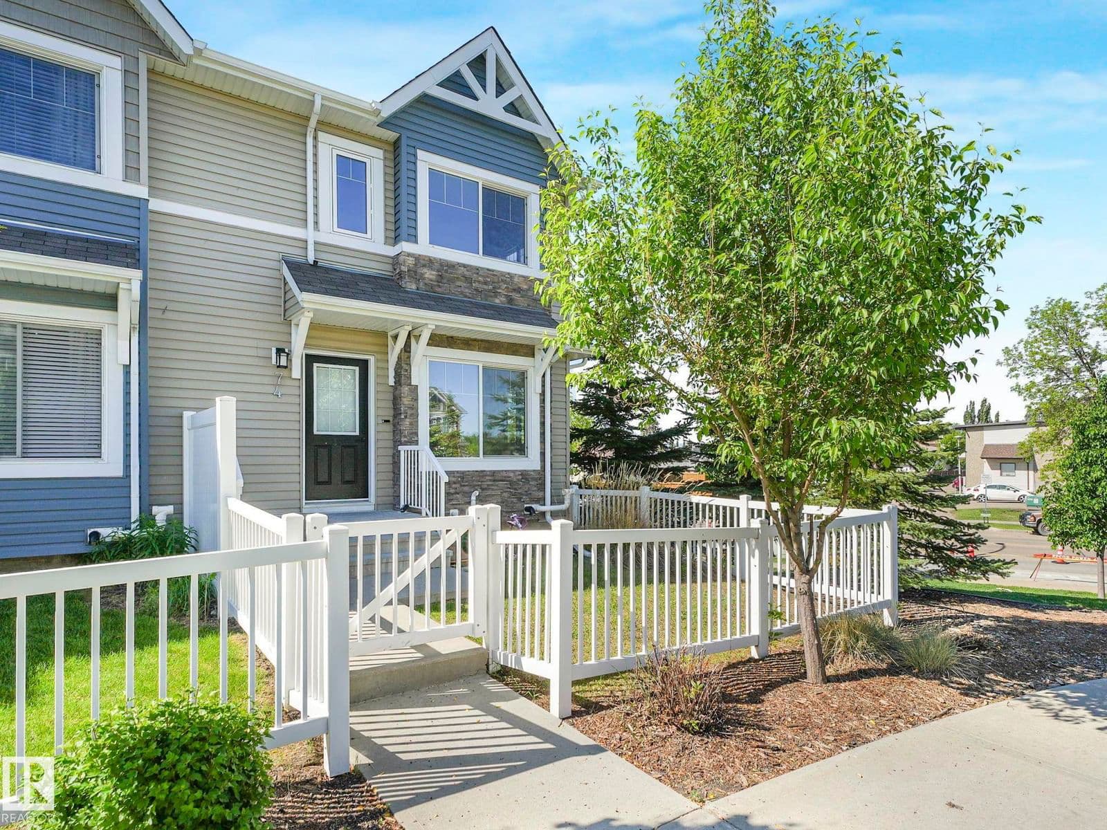 Sold property in Caernarvon