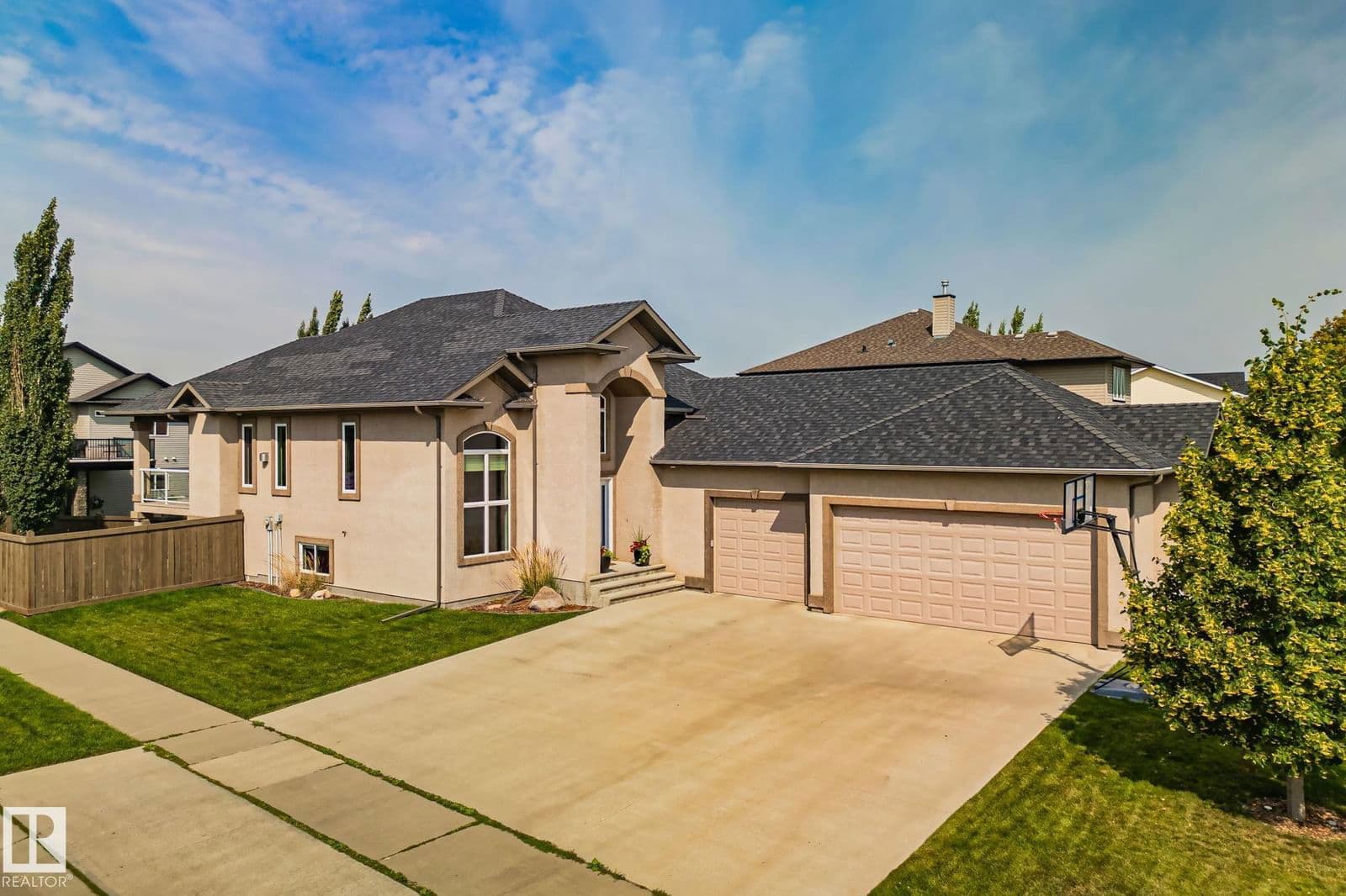 Sold property in Four Season Estates (Beaumont)