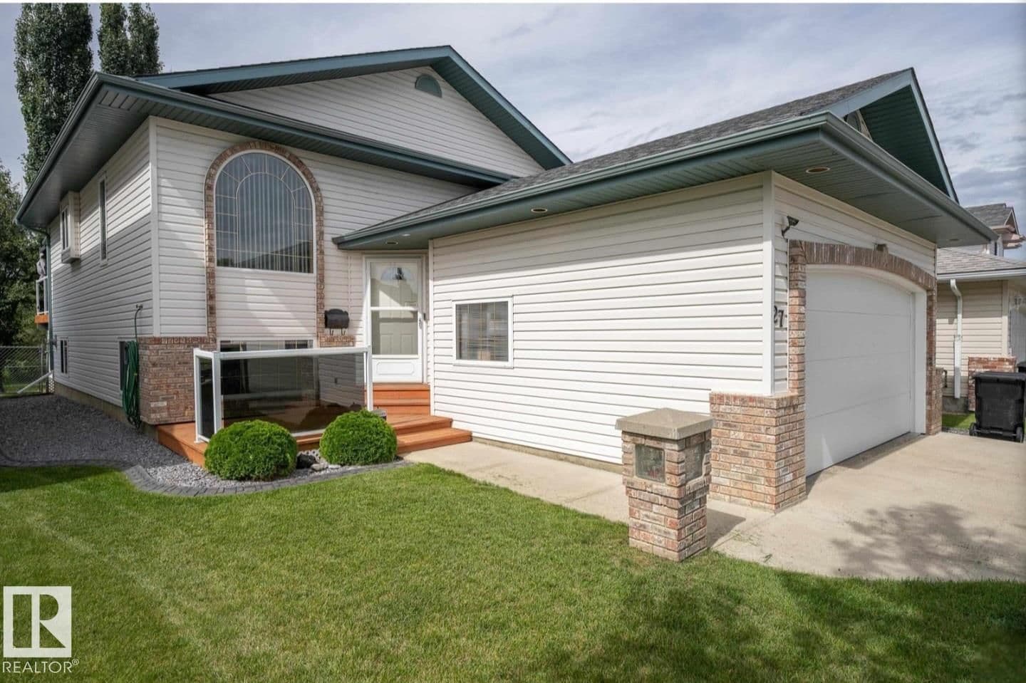 Sold property in Hilldowns