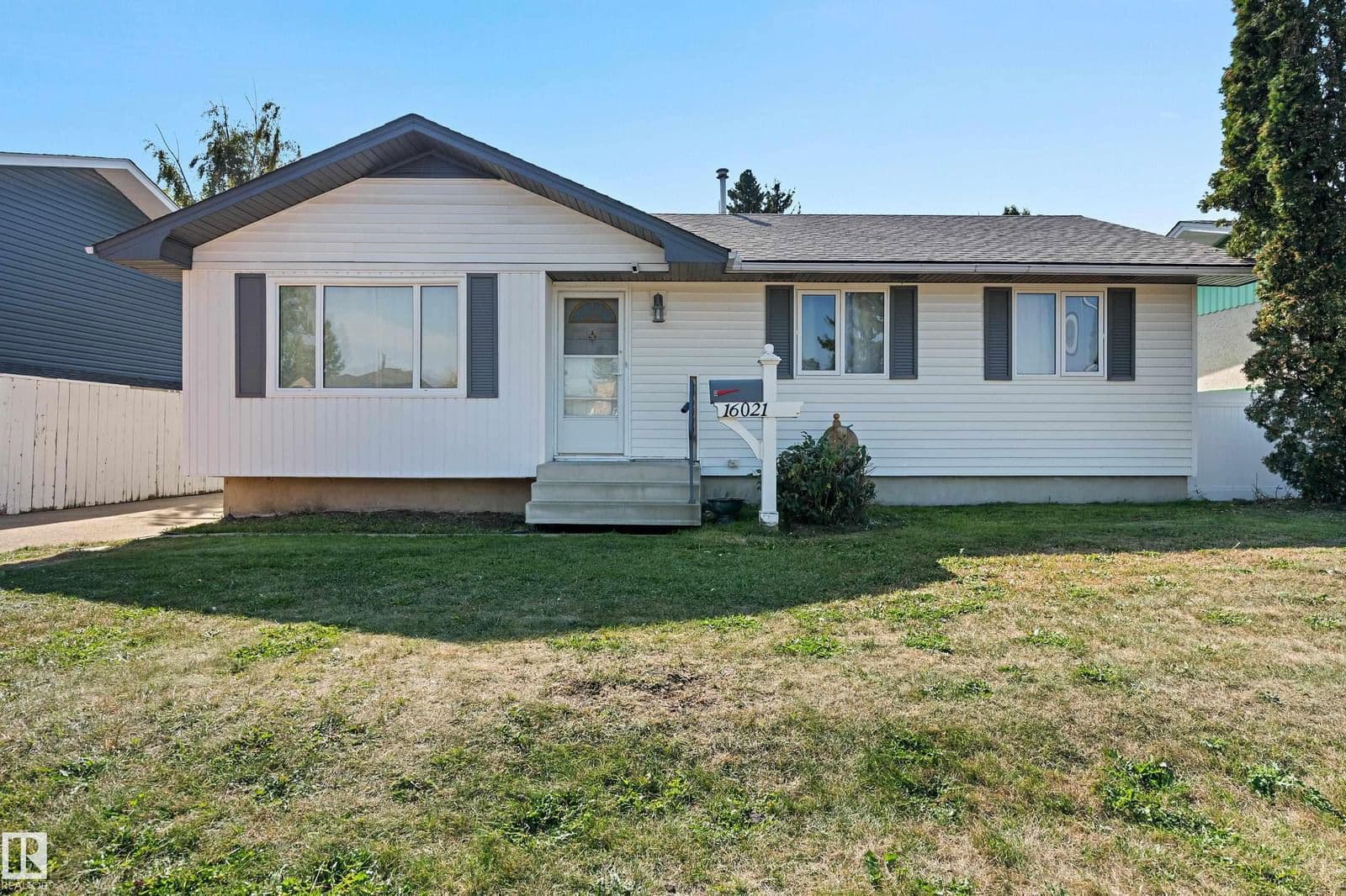 Sold property in Meadowlark Park (Edmonton)