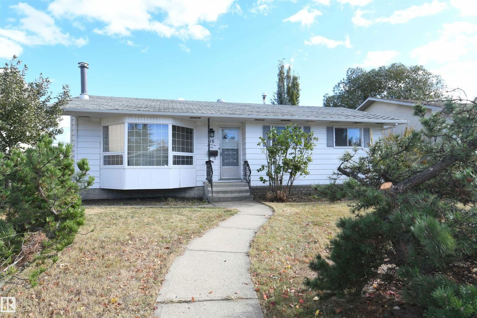 Sold property in Corinthia Park