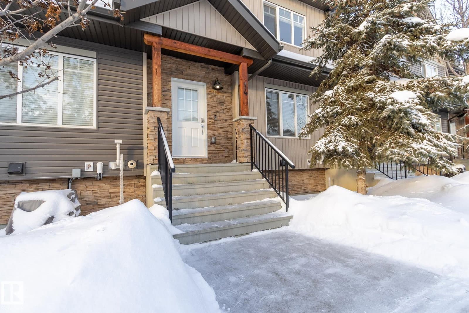 Sold property in Eaux Claires