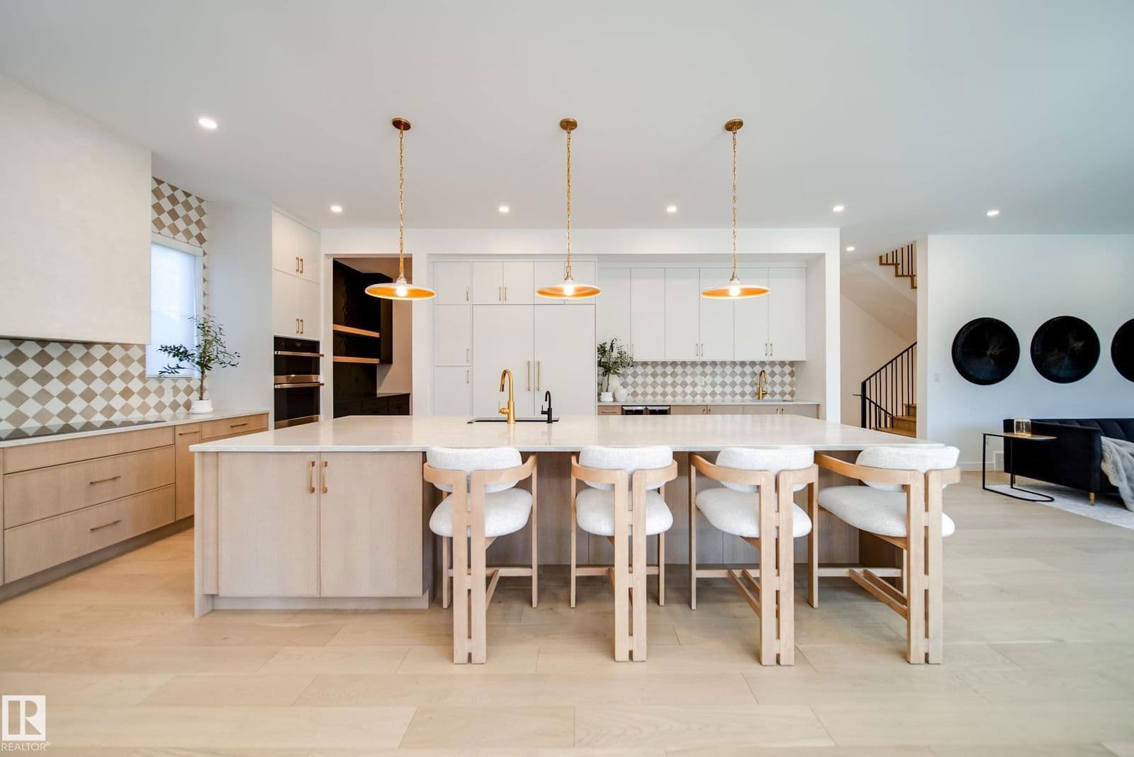 Sold property in Glenora