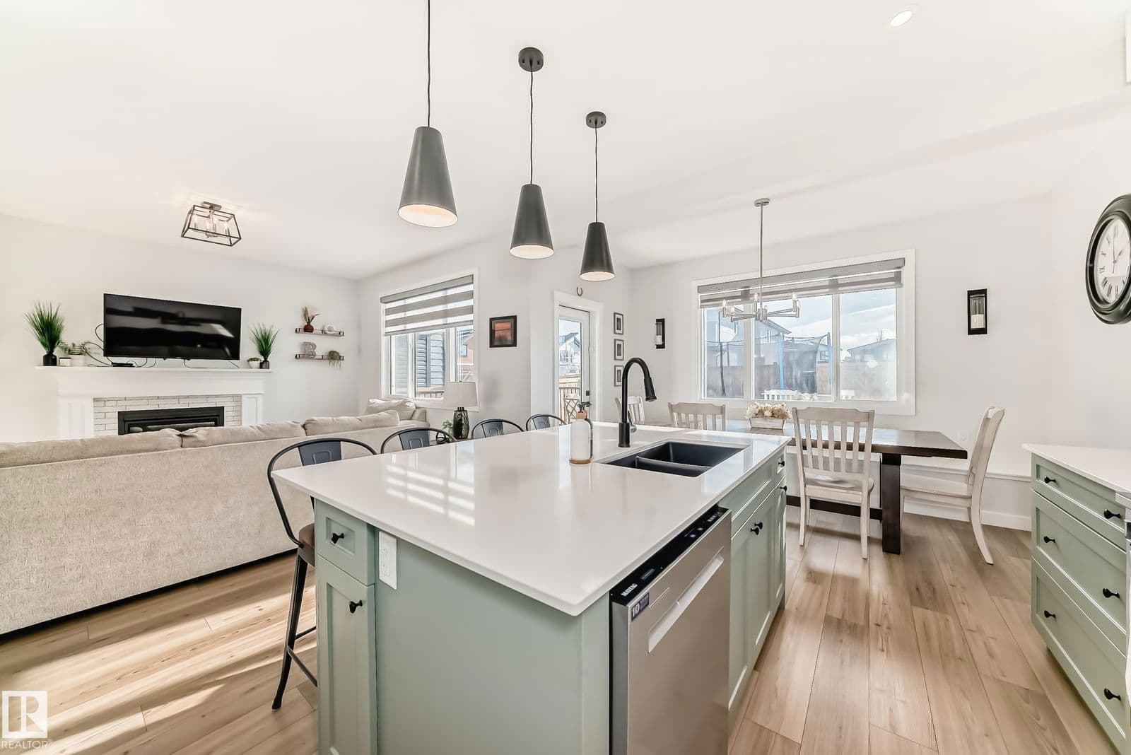 Sold property in Horse Hill Neighbourhood 1A