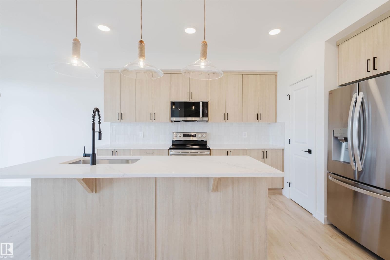 Sold property in Kinglet Gardens