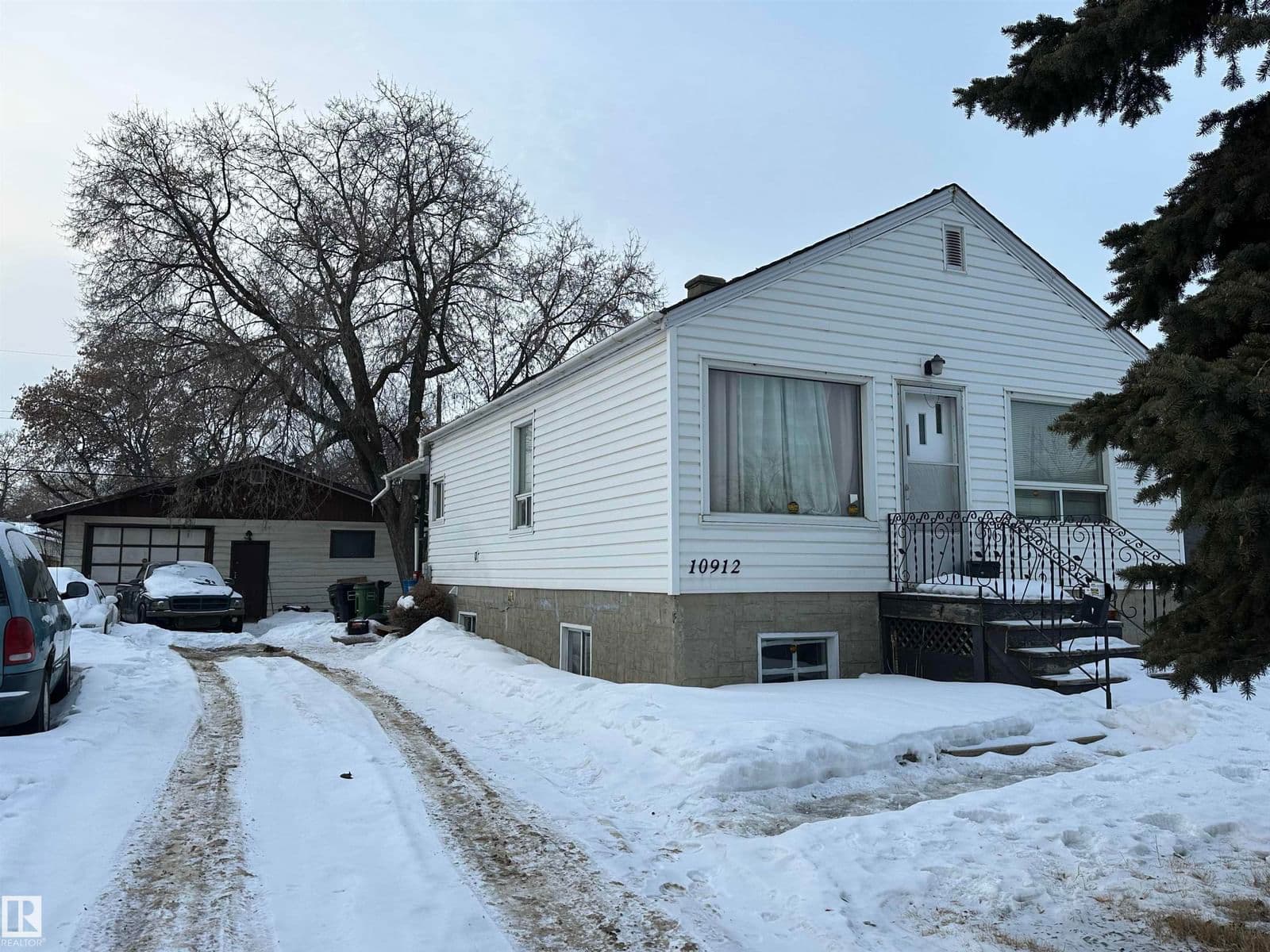 Sold property in High Park (Edmonton)