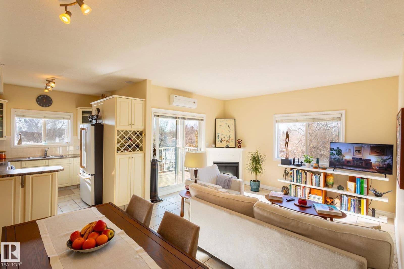 Sold property in West Jasper Place