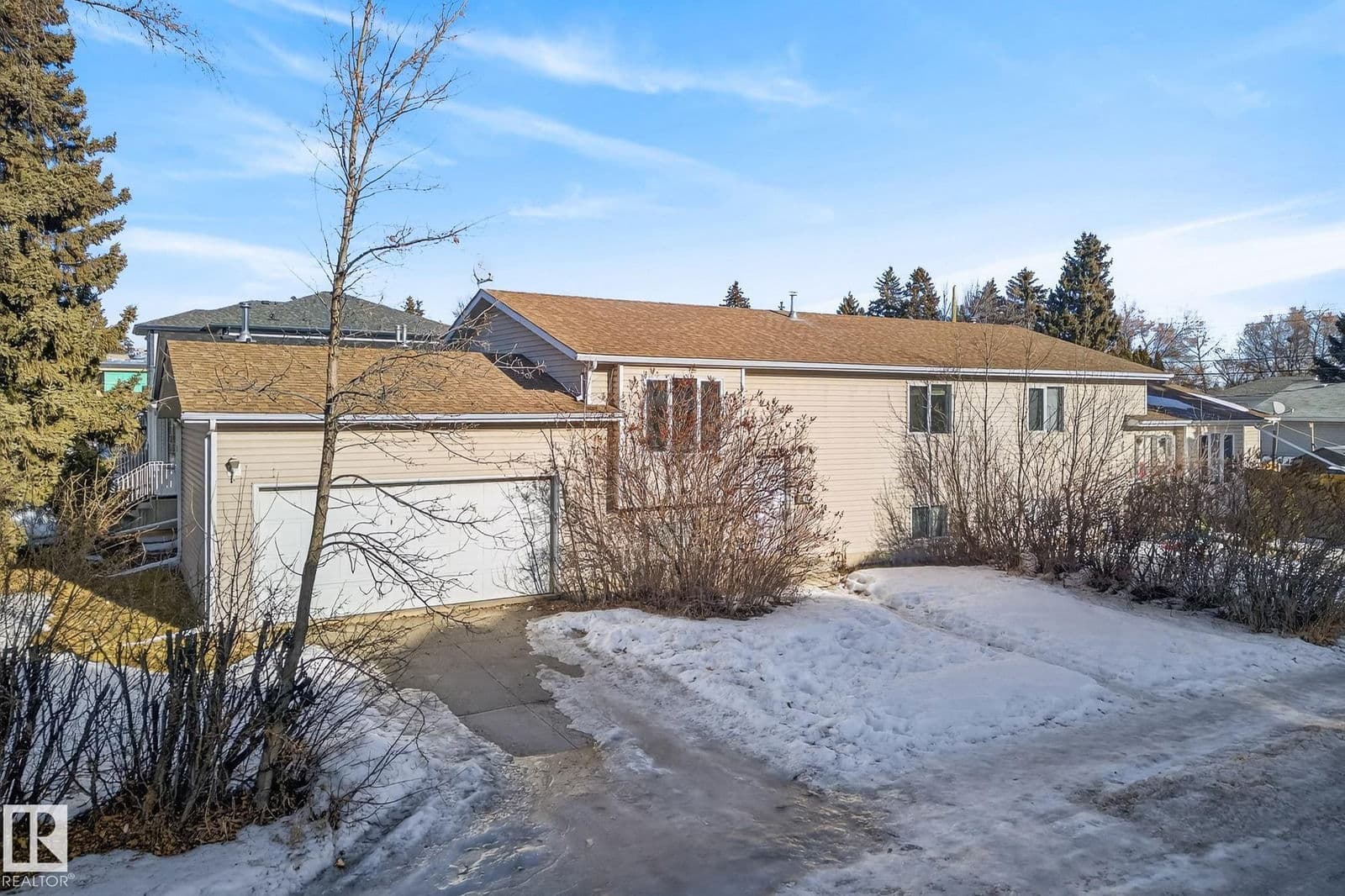 Sold property in Canora