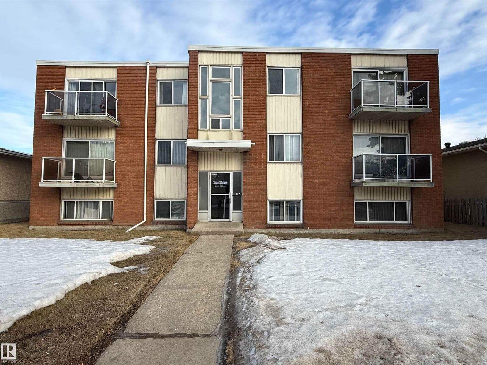 Sold property in Elmwood Park